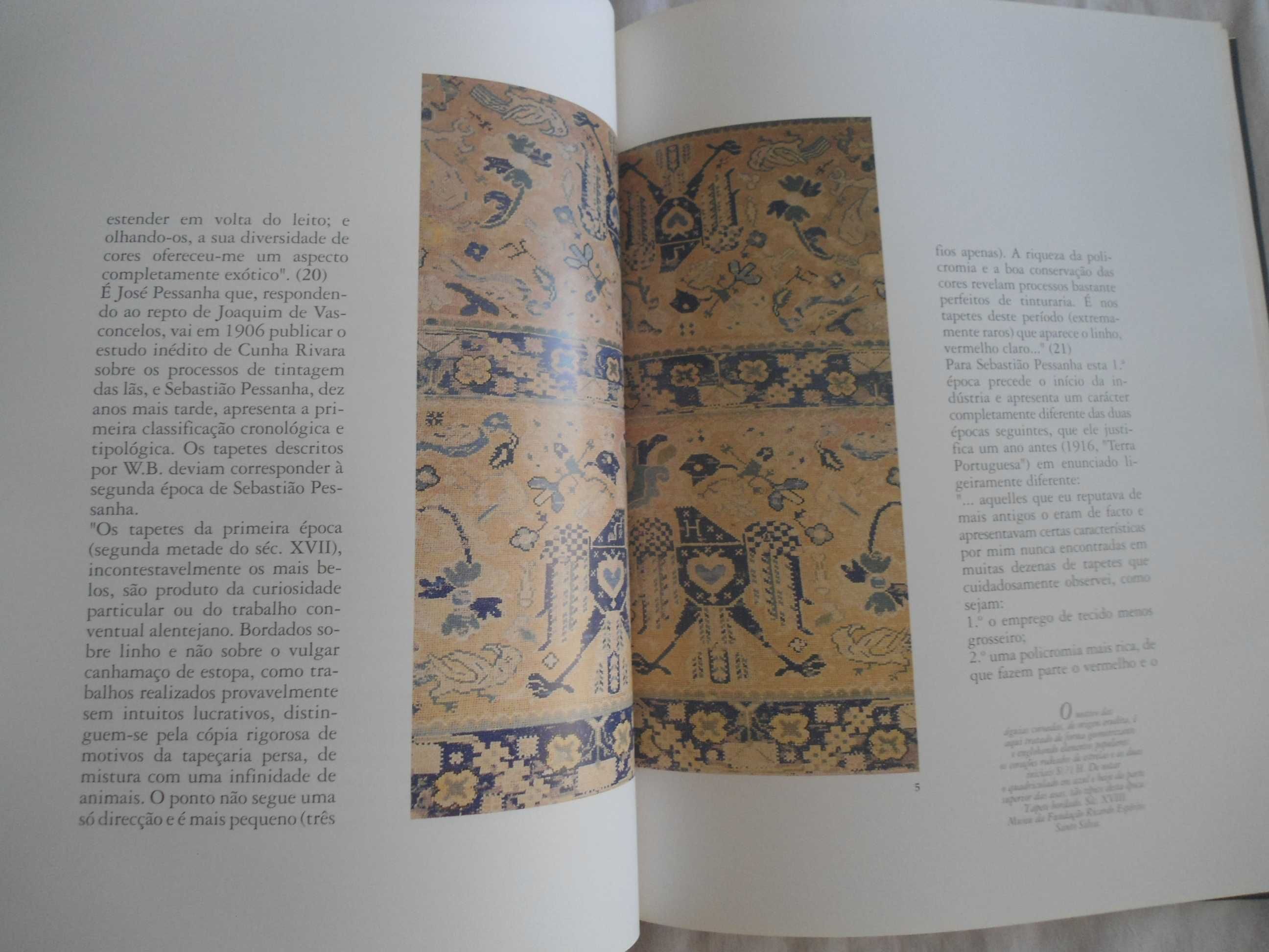 Tapetes de Arraiolos por  Teresa Pacheco Pereira