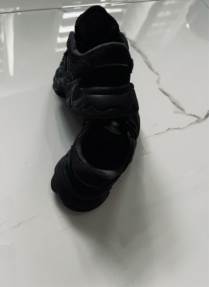 Sneakersy adidasy Adidas Ozweego roz. 25 czarne