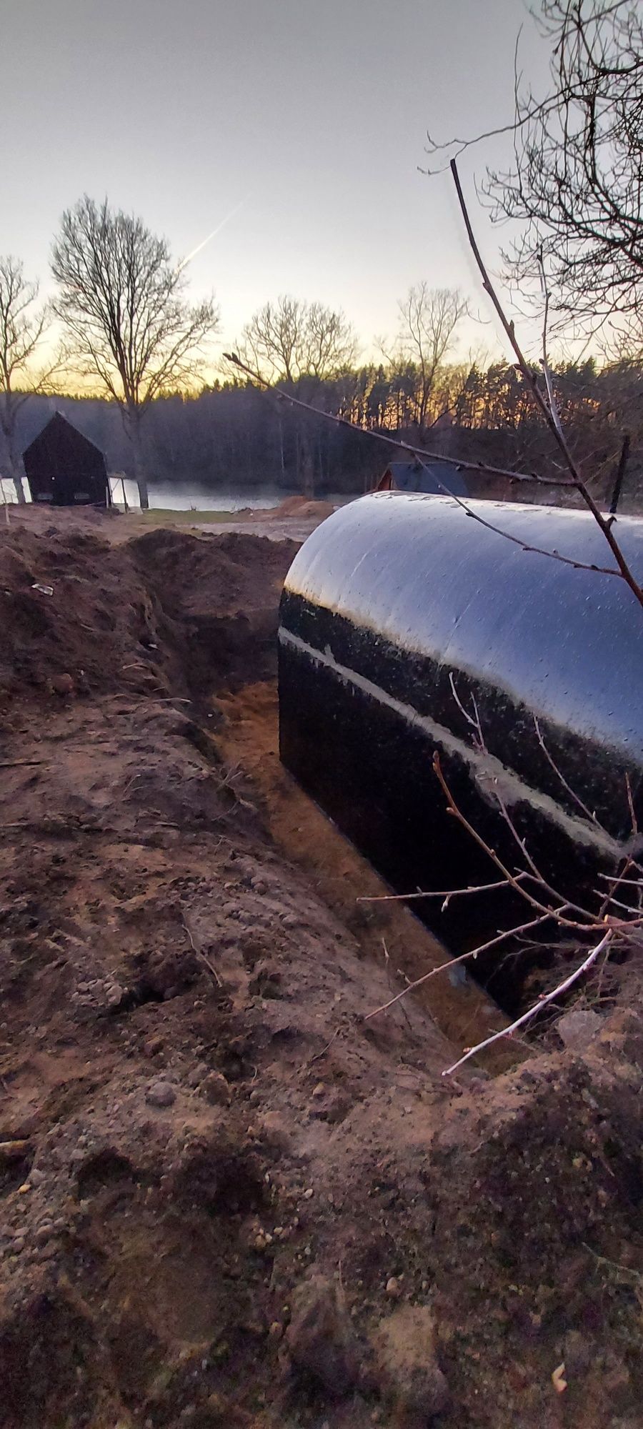 Szamba betonowe,  deszczówki I ziemianki, grobowiec