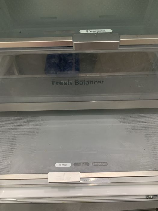 Продам холодильник LG