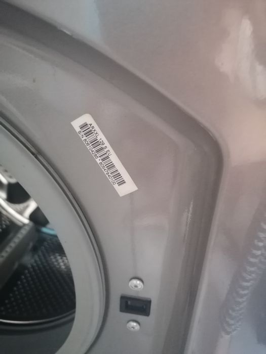 Máquina lavar roupa Ariston Hotpoint ARXXL1295 _ 7Kg - cor inox