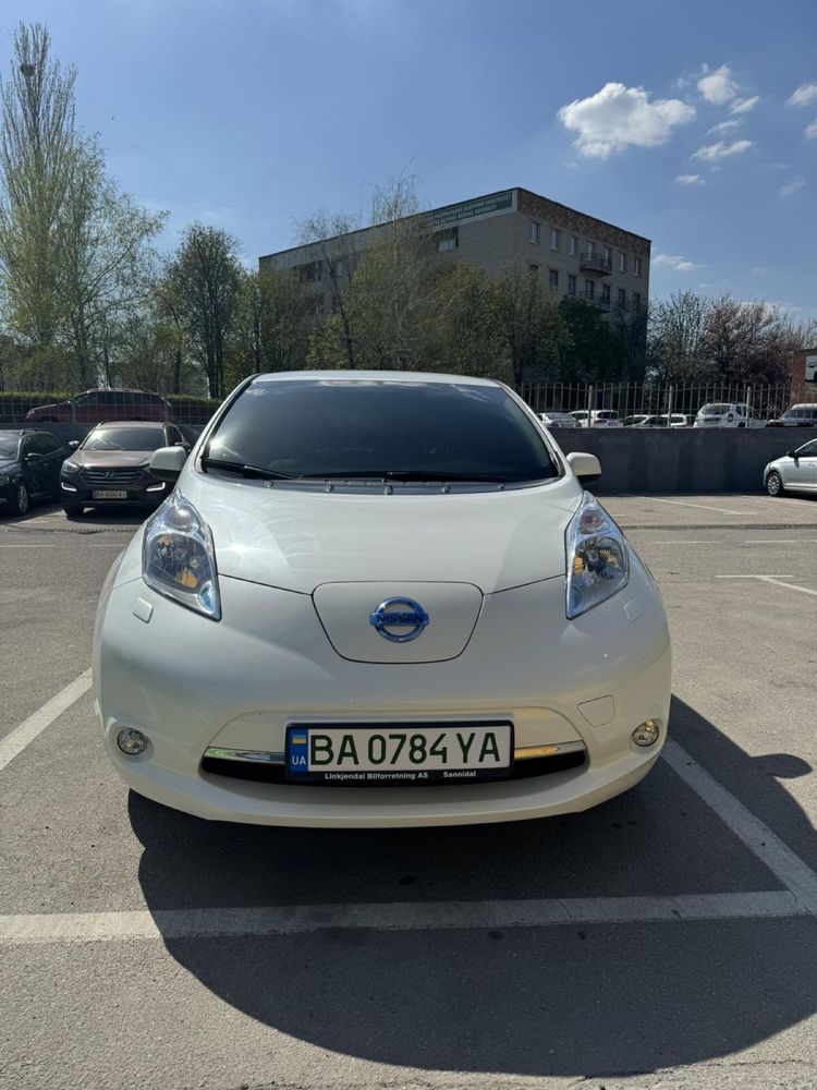 Nissan Leaf 2015