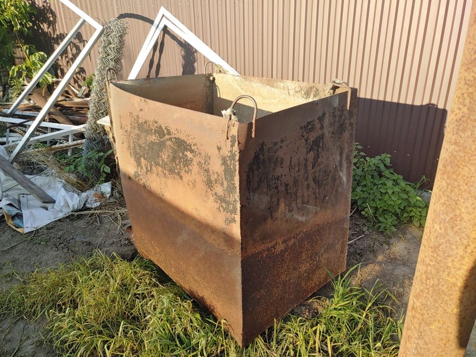 Ємність металічна для води