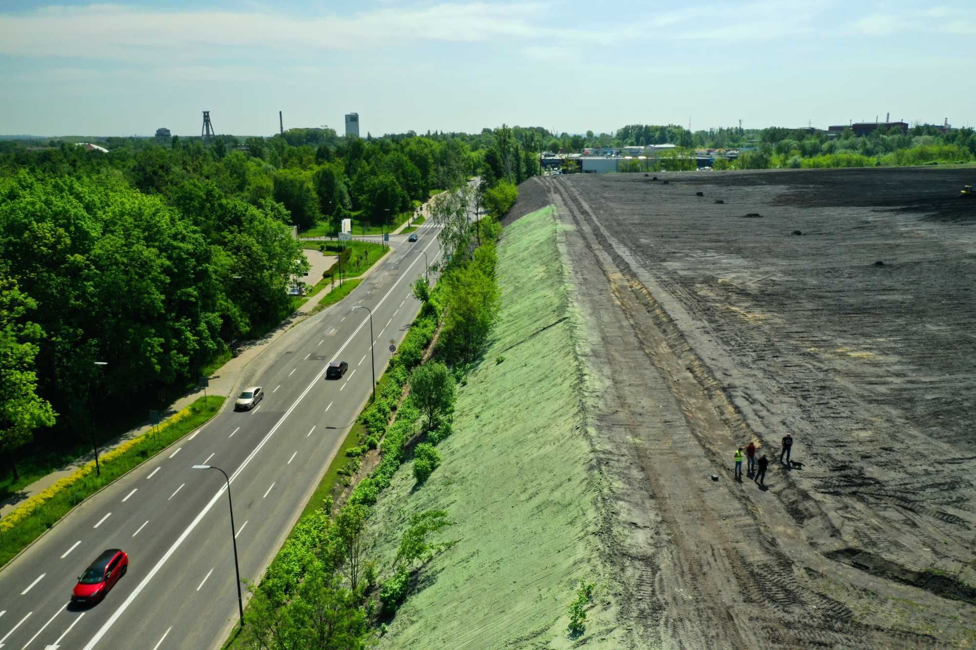 hydrosiew siew trawy szybkie i skuteczne zazielenienie się trawy