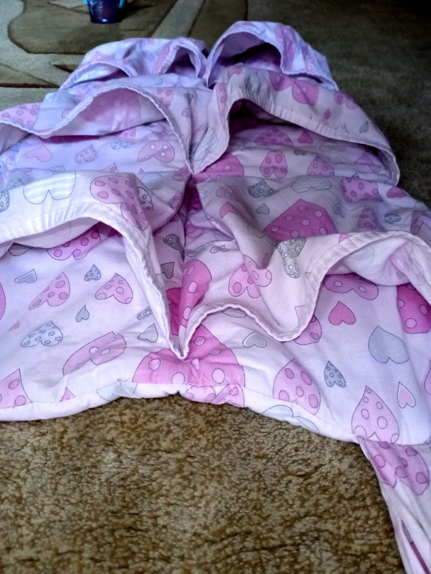 Komplet pościeli organizer do łóżeczka niemowlęcego  różowe serduszka