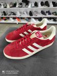 ОРИГІНАЛ 100% Кросівки Adidas Gazelle Shoes Red IG1062 43 1/3