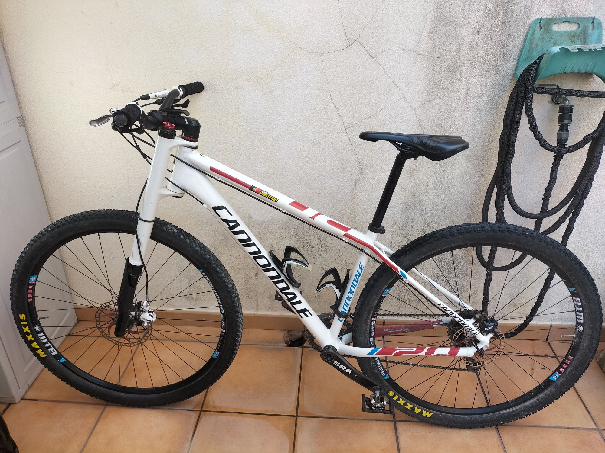 Bicicleta BTT como Nova