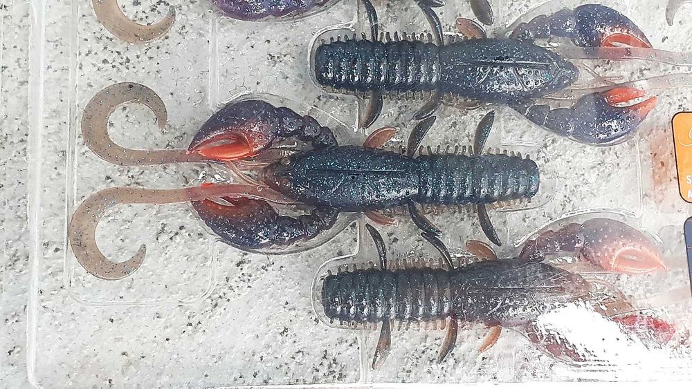 Guma raczek Berkley REALISTIC Hollow Body Craw 10cm - Zestaw 30 sztuk