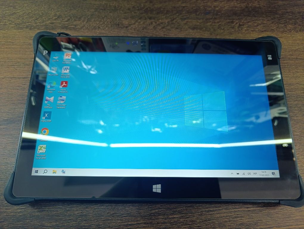 Сенсорний планшет Windows xTablet t1600