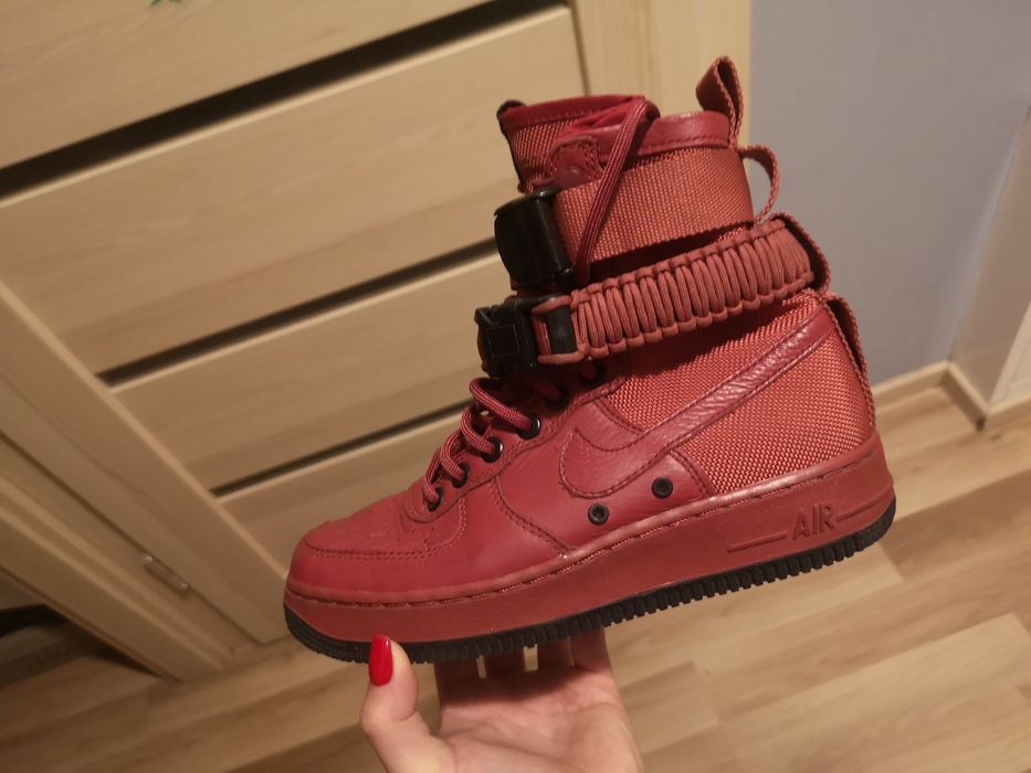 Buty damskie NIKE SF AIR FORCE 1