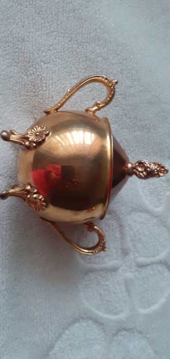 Набор сервиз чайник сахарница сливочник на ножках мельхиор золочение Б