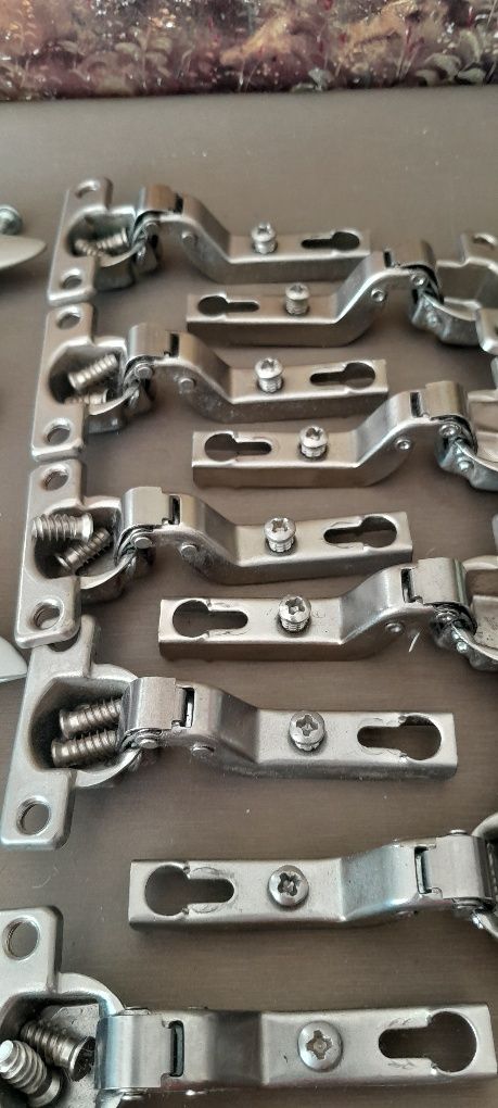 Zawiasy meblowe Hettich 9 sztuk