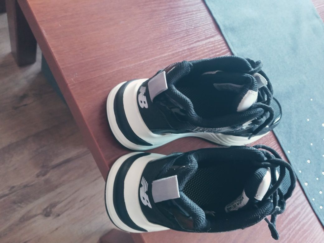 Buty snikersy czarno biale nowe 36 wiazane