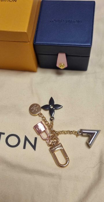 Брілок на сумку. Louis V, оригінал. Saint laur///
