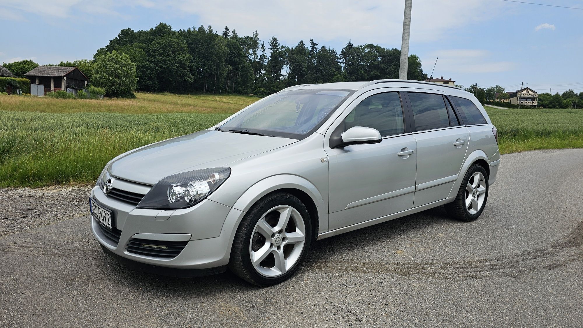 Opel Astra 1.9CDTi 120KM Zadbana W pełni sprawa  Długie oplaty