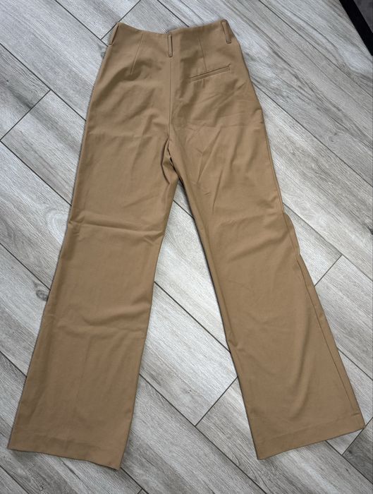 Бежеві брюки Zara