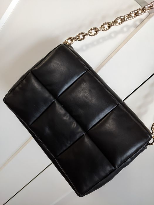 Pikowana torebka na ramię