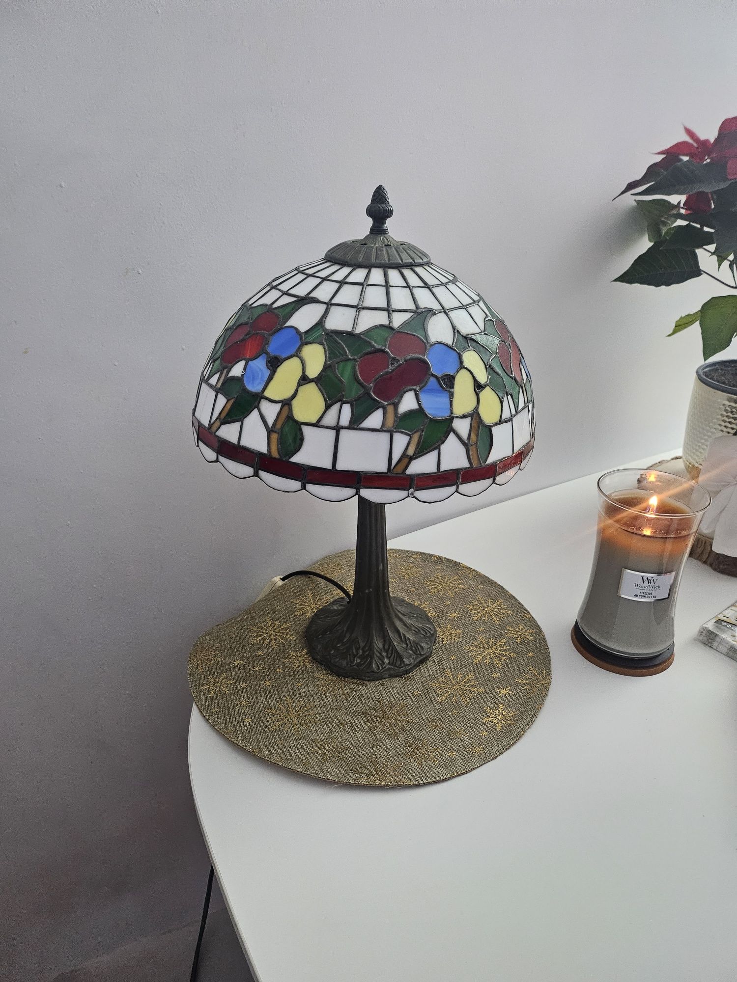 Lampa witrazowa stolowa
