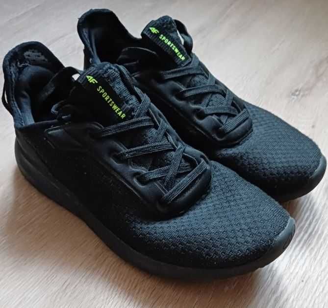 Buty 4F czarne rozmiar 38 lato sneakersy