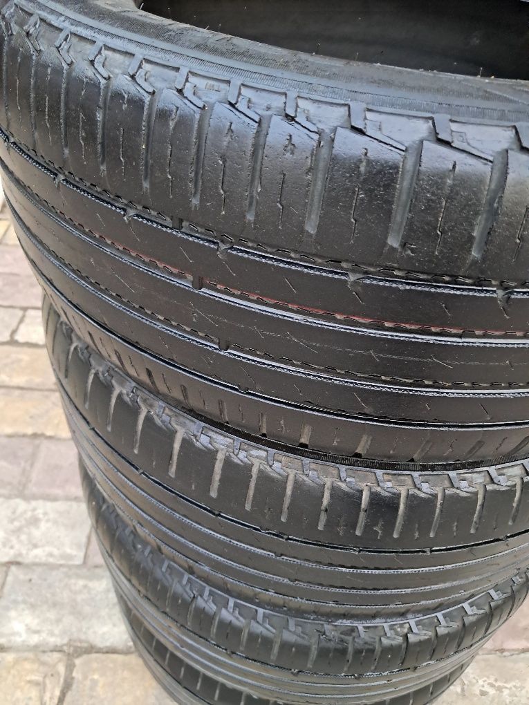 Шини літні Nokian r17 235/55