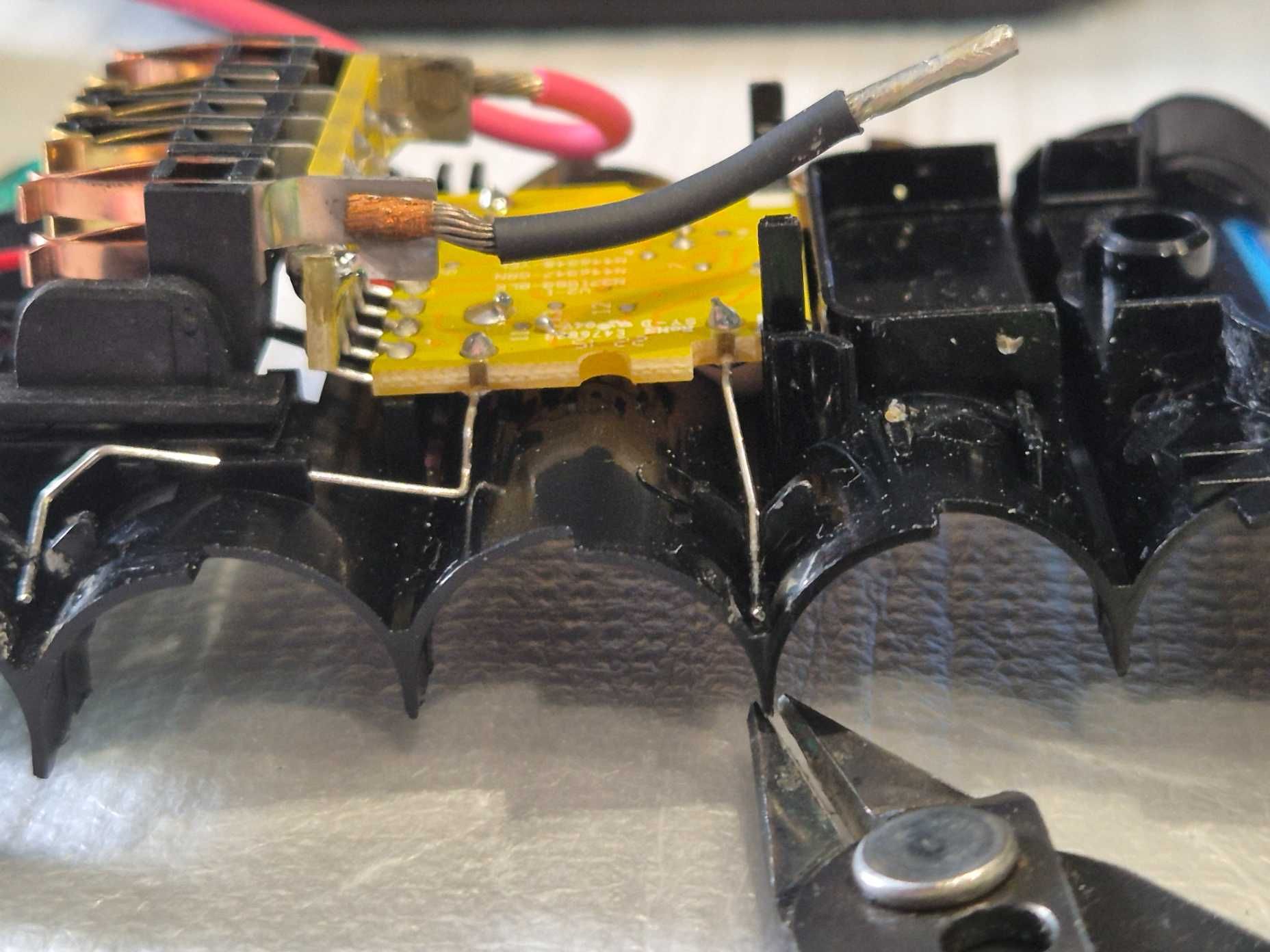Akumulator 18 V DeWalt DCB183 2,0 - 2,5 Ah wkład samodzielnej wymiany