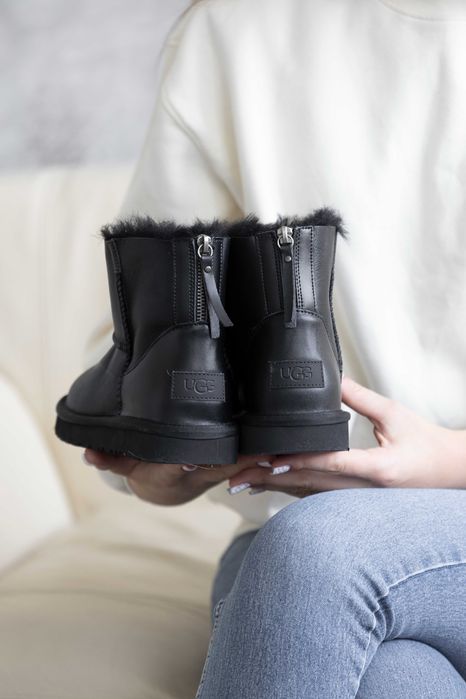 Угги/Угг/Уггі/Угі/UGG Australia Mini Classic Zip/100%Овчина/АКЦІЯ