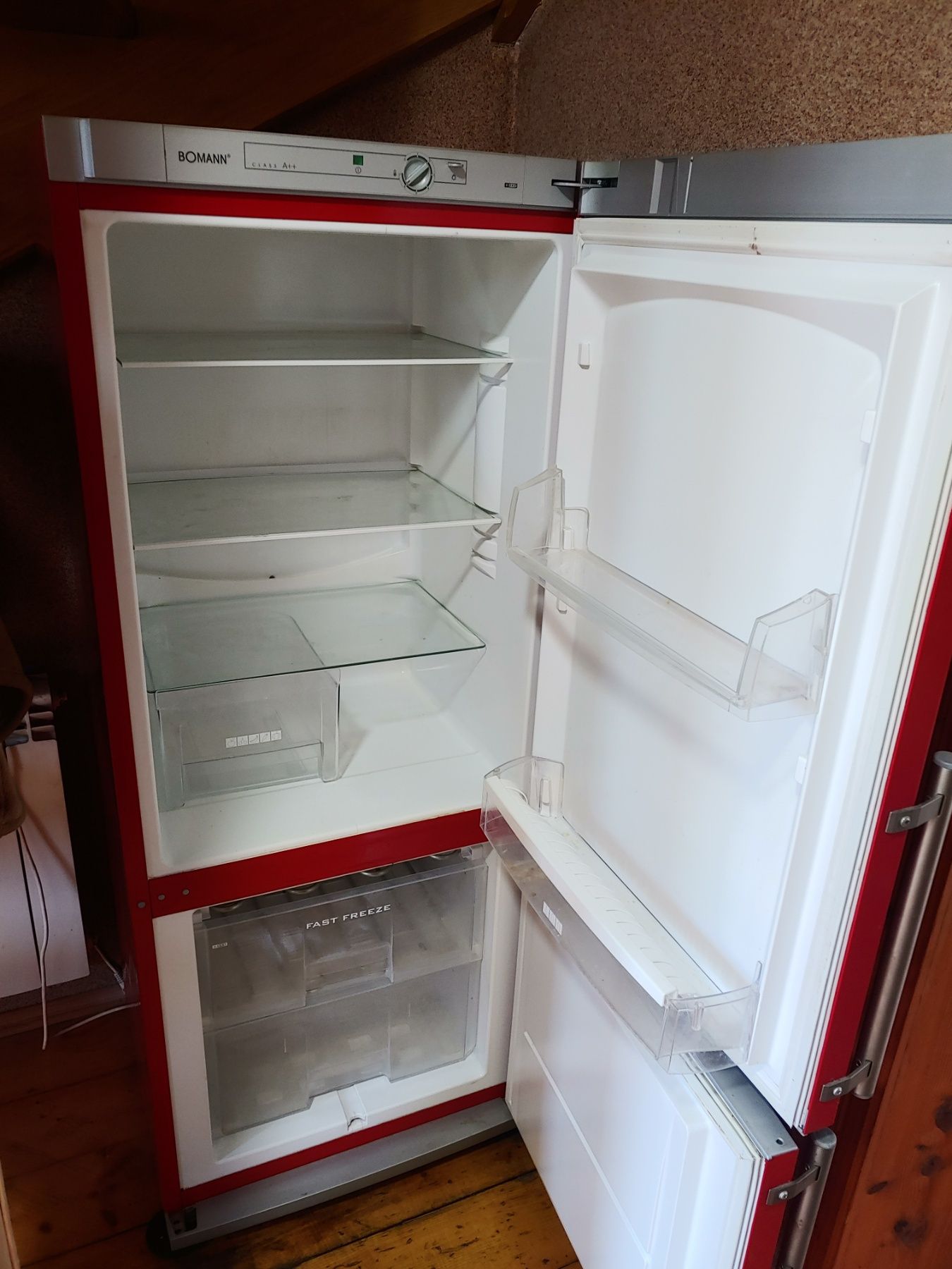 Продам холодильник в хорошому стані