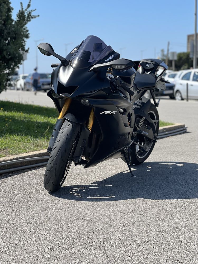 Mota Yamaha YZF R6 2019