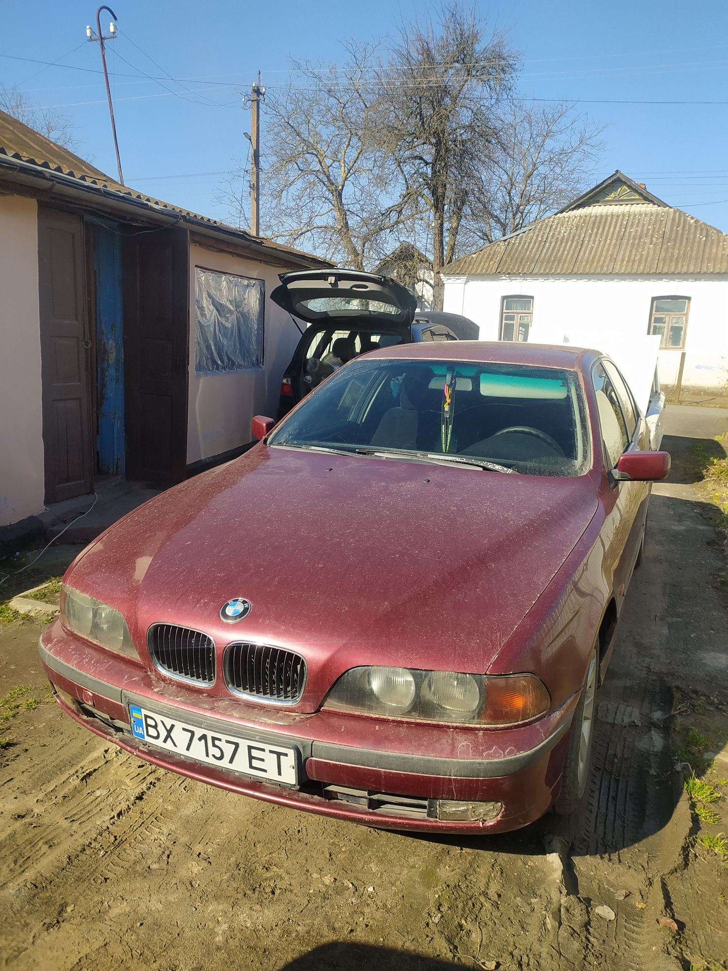 Продам BMW e39 2.0