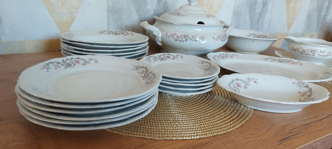 Zastawa obiadowa Wałbrzych porcelana