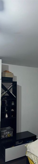 Regał z szufladą biało czarny