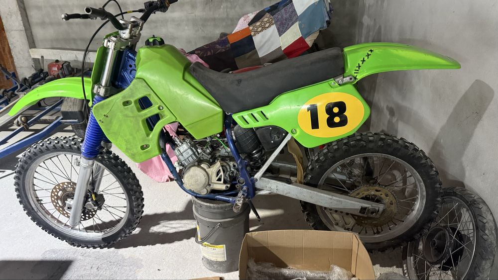 Montagem de Kawasaki 250