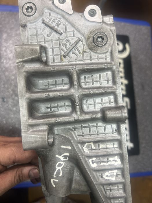 Cabeca do motor B47  bmw 190cv