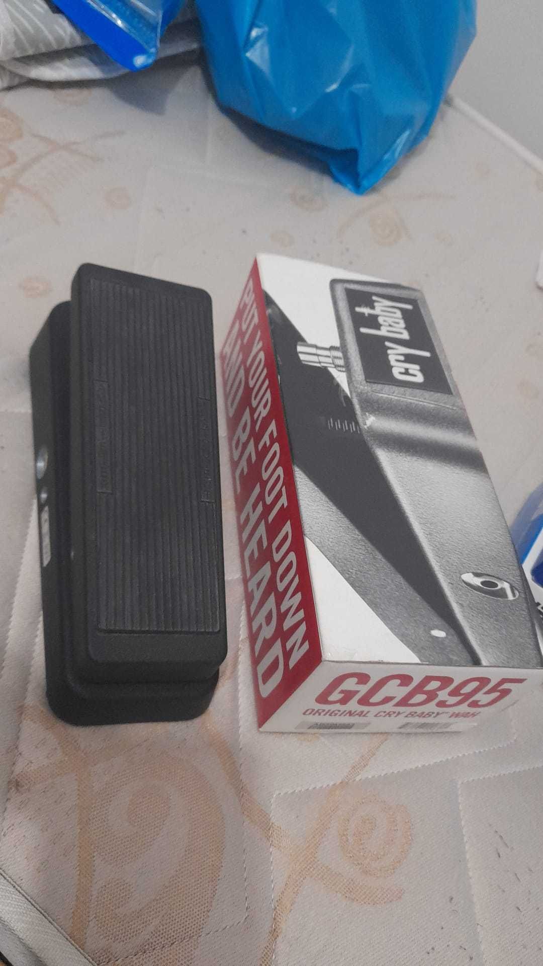 Pedal Wah-Wah Cry Baby GCB95