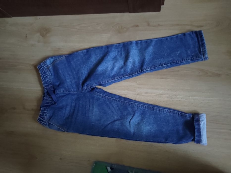 Spodnie jeansowe ocieplane rozm 116