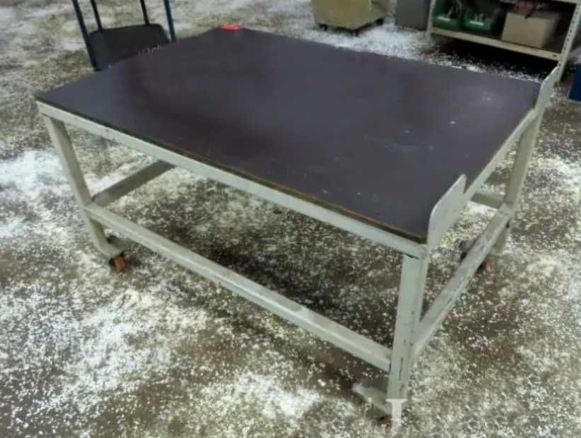 Stół warsztatowy 80x120 na kółkach