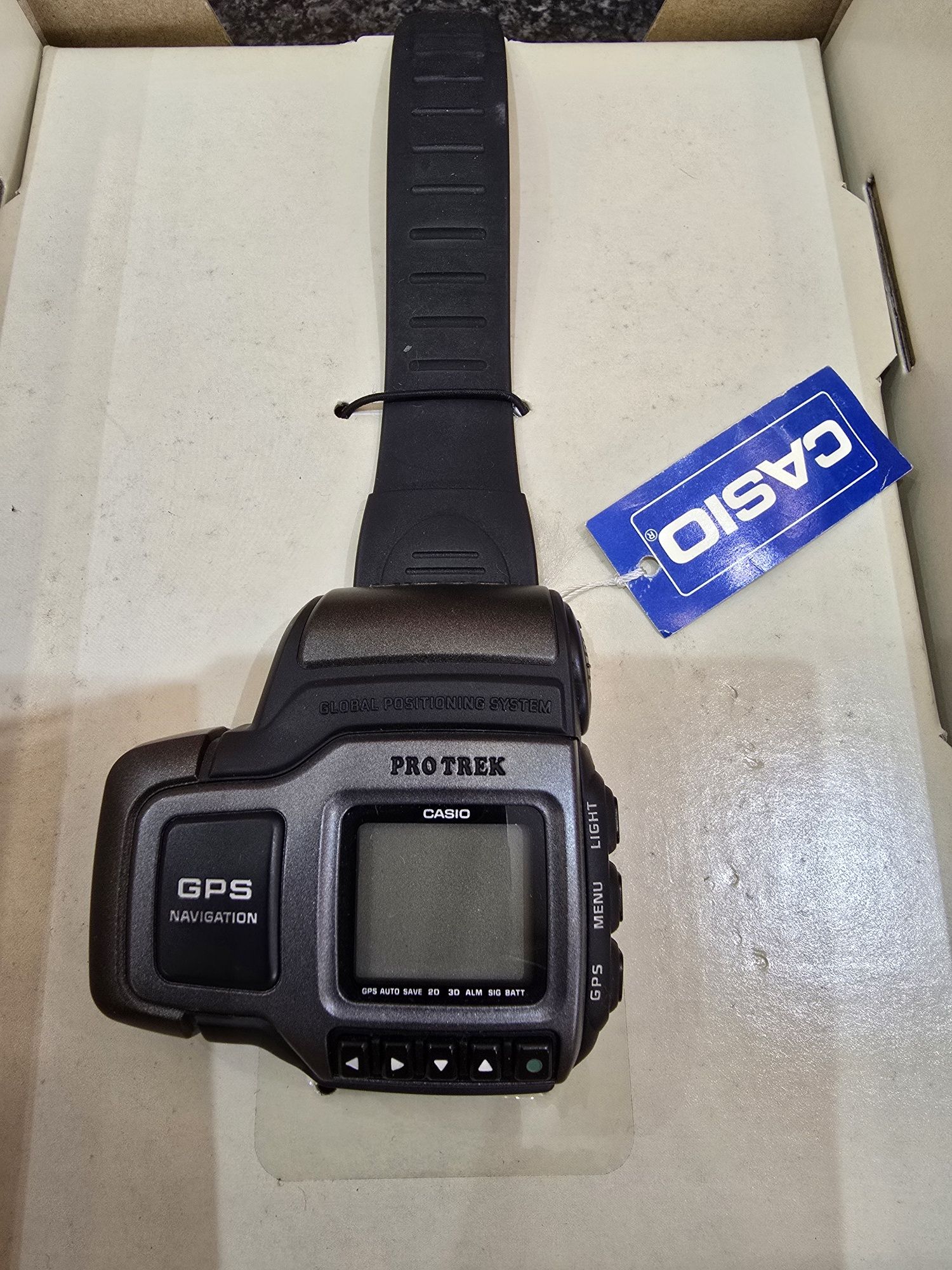 Casio GPS novo, em caixa
