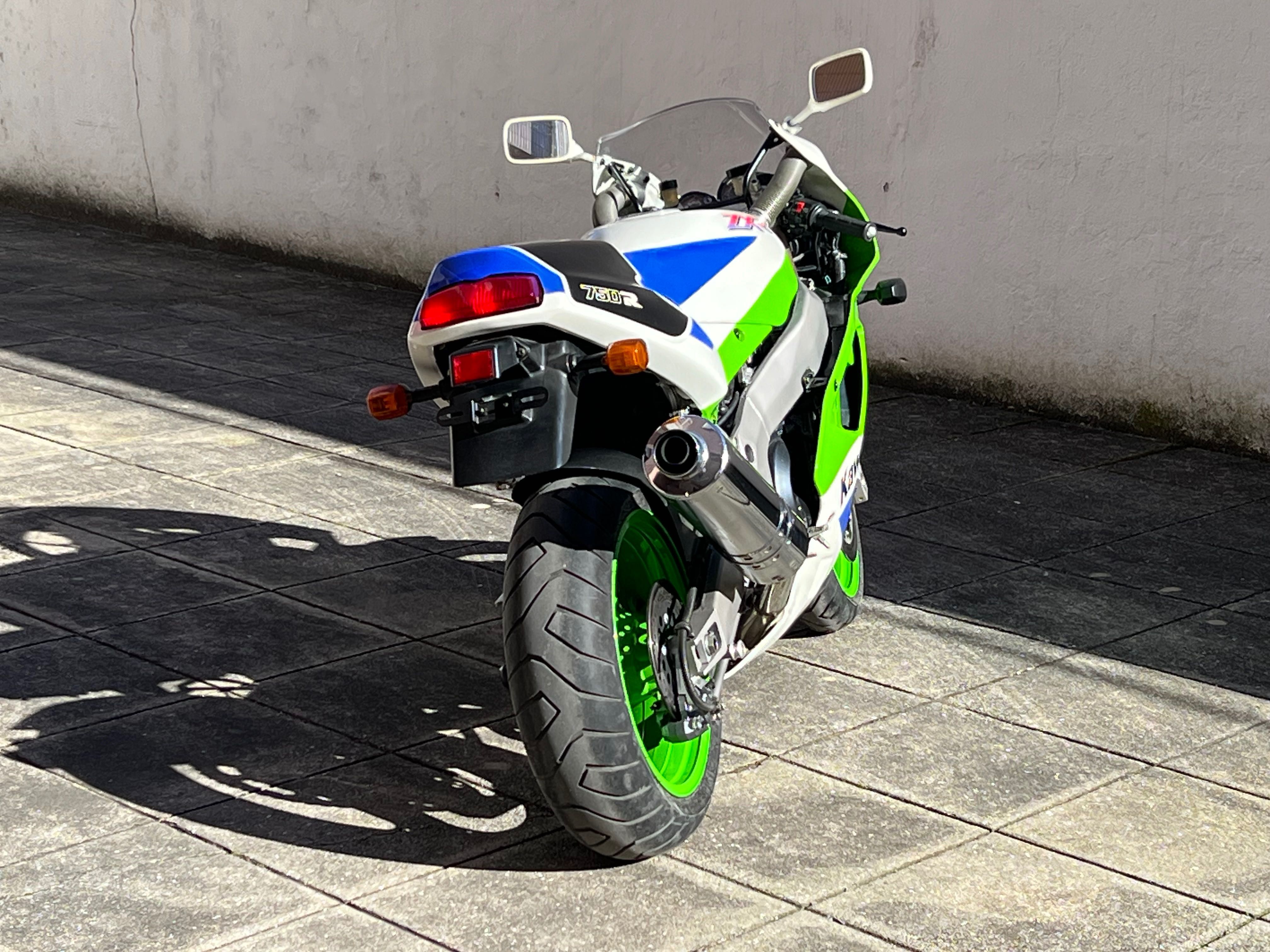 Kawasaki ZXR750R "K"