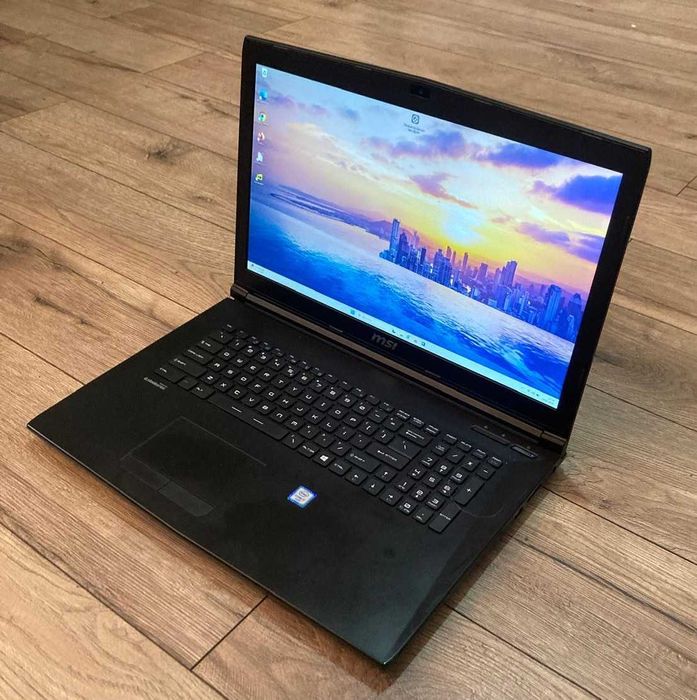 Laptop MS1795 i7 16/1000GB/SSD 256GB/NVIDIA GTX 960 / Windows 11 Pro