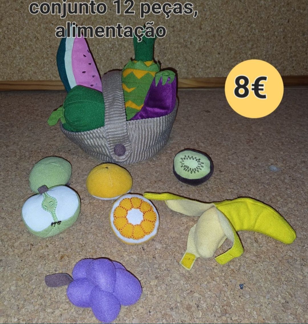 Brinquedos  variados para bebé e criança. Ver fotos