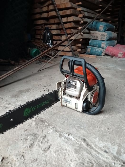 Продам бензопилу STIHL