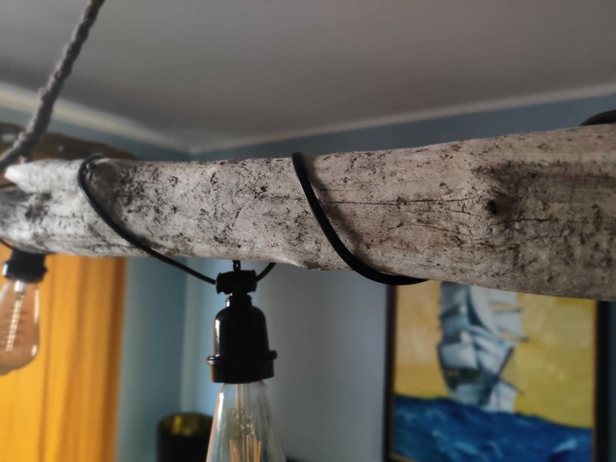 Lampa drewniana wisząca, rękodzieło