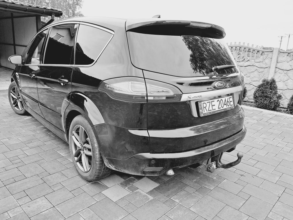 Samochod Ford S max