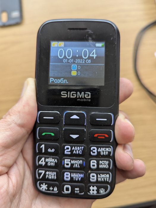Телефон Sigma, робочий стан, без акумулятора