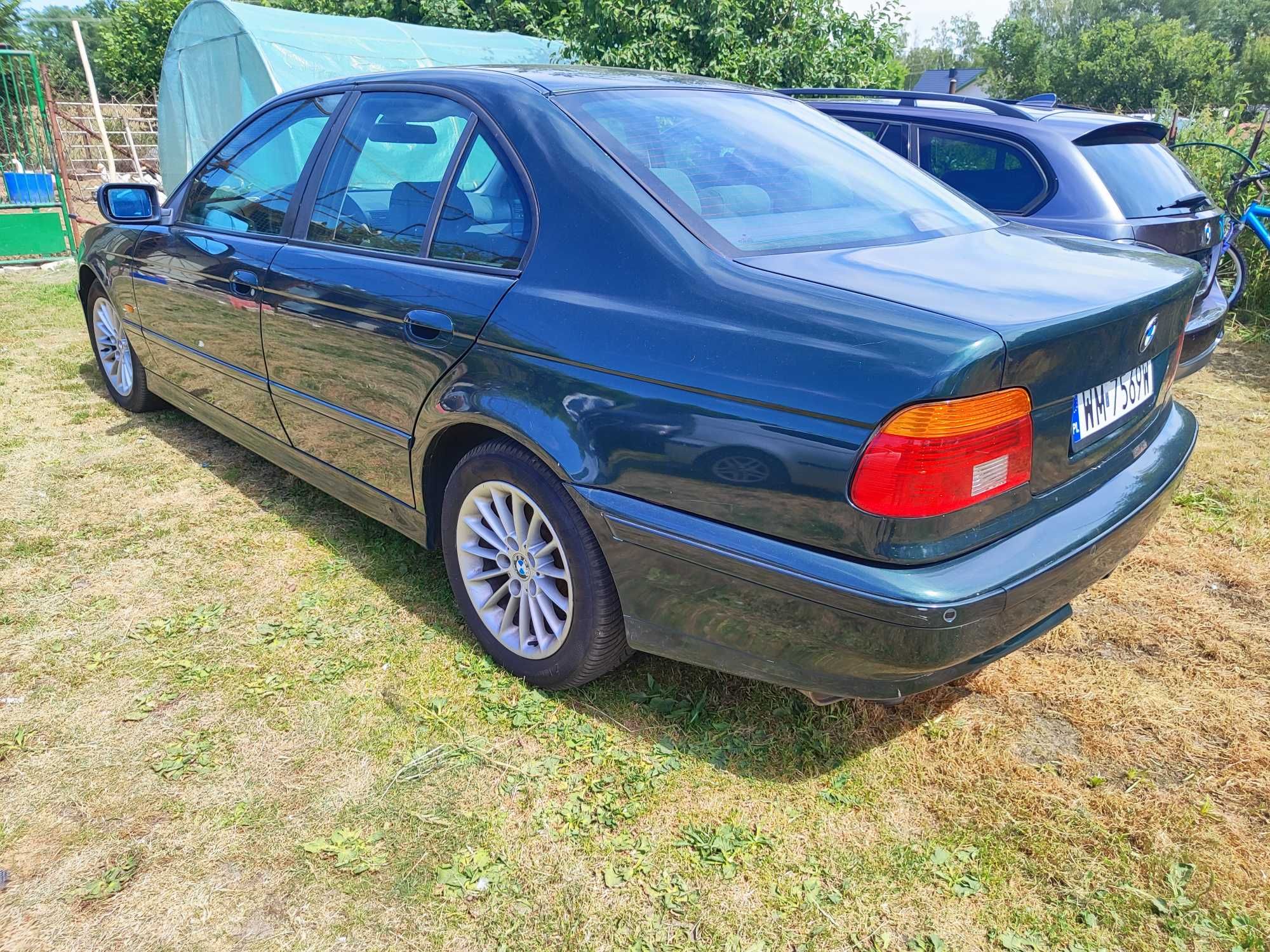 BMW E39 520 2.2 bezyna
