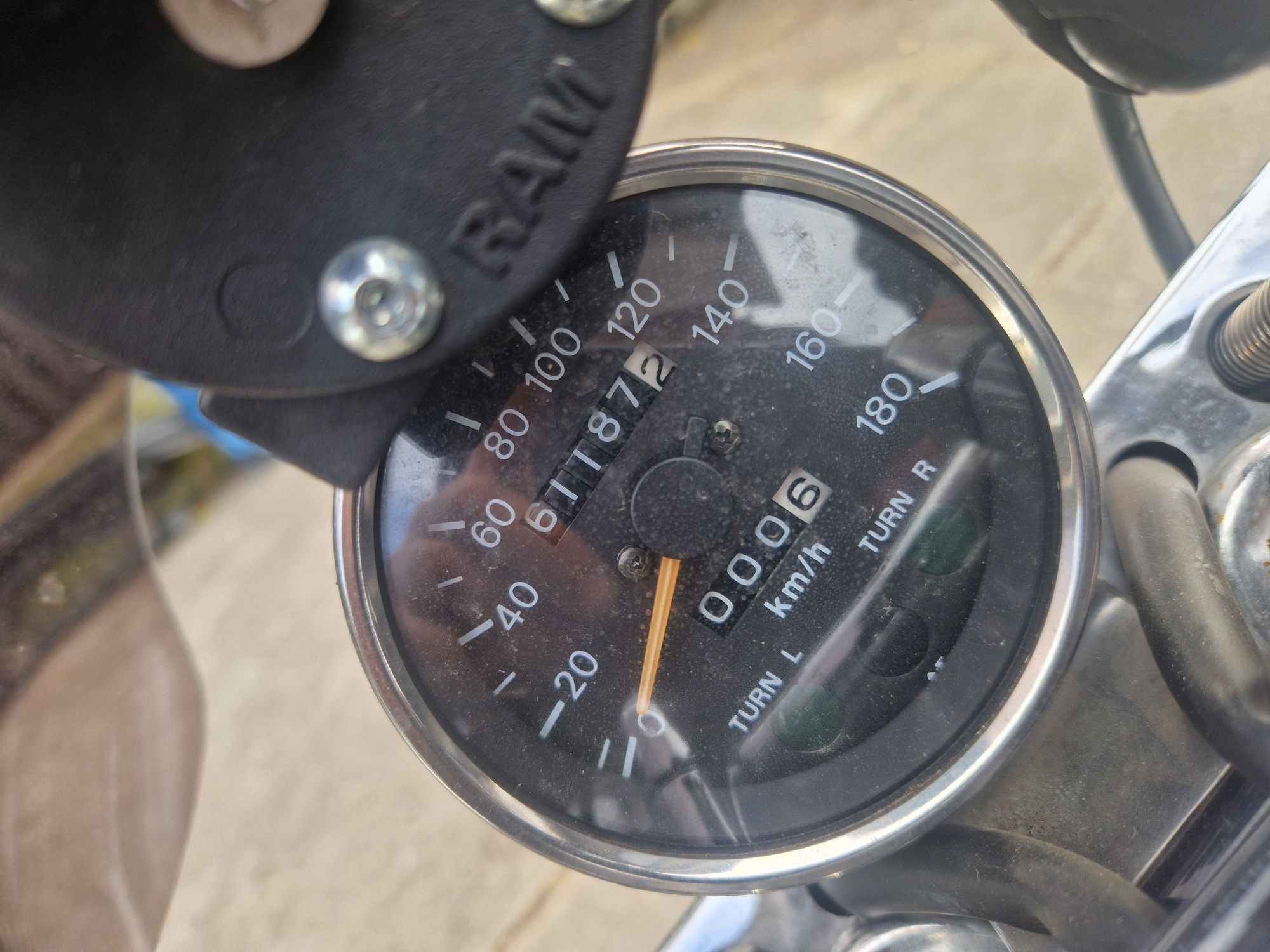 Suzuki Intruder 800