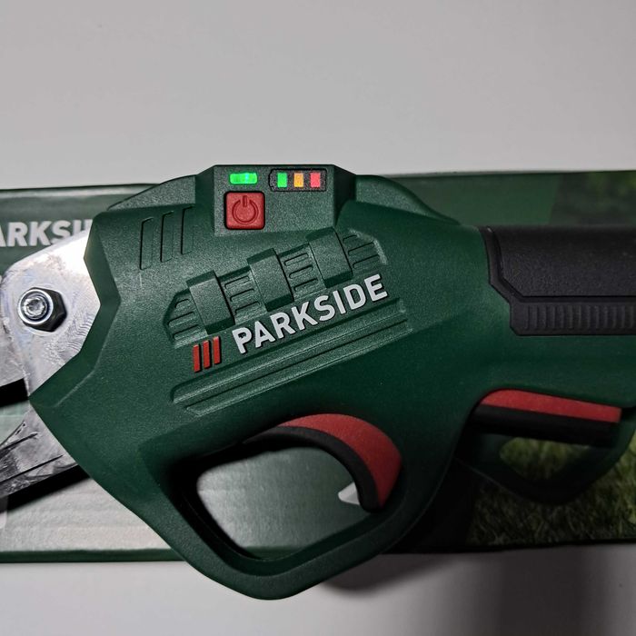 Секатор акумуляторний Parkside.