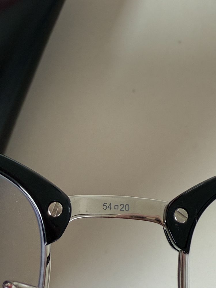 Okulary korekcyjne czarna ramka - 0,75 i - 1 Yves Saint Laurent YSL