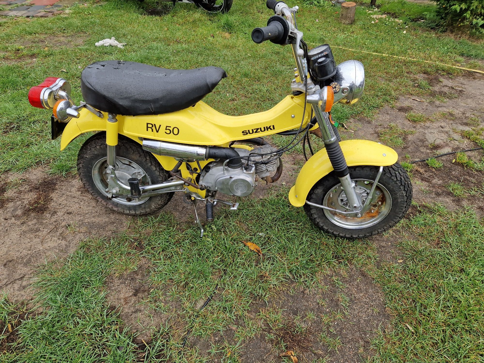 Suzuki rv 50 nie motorynka