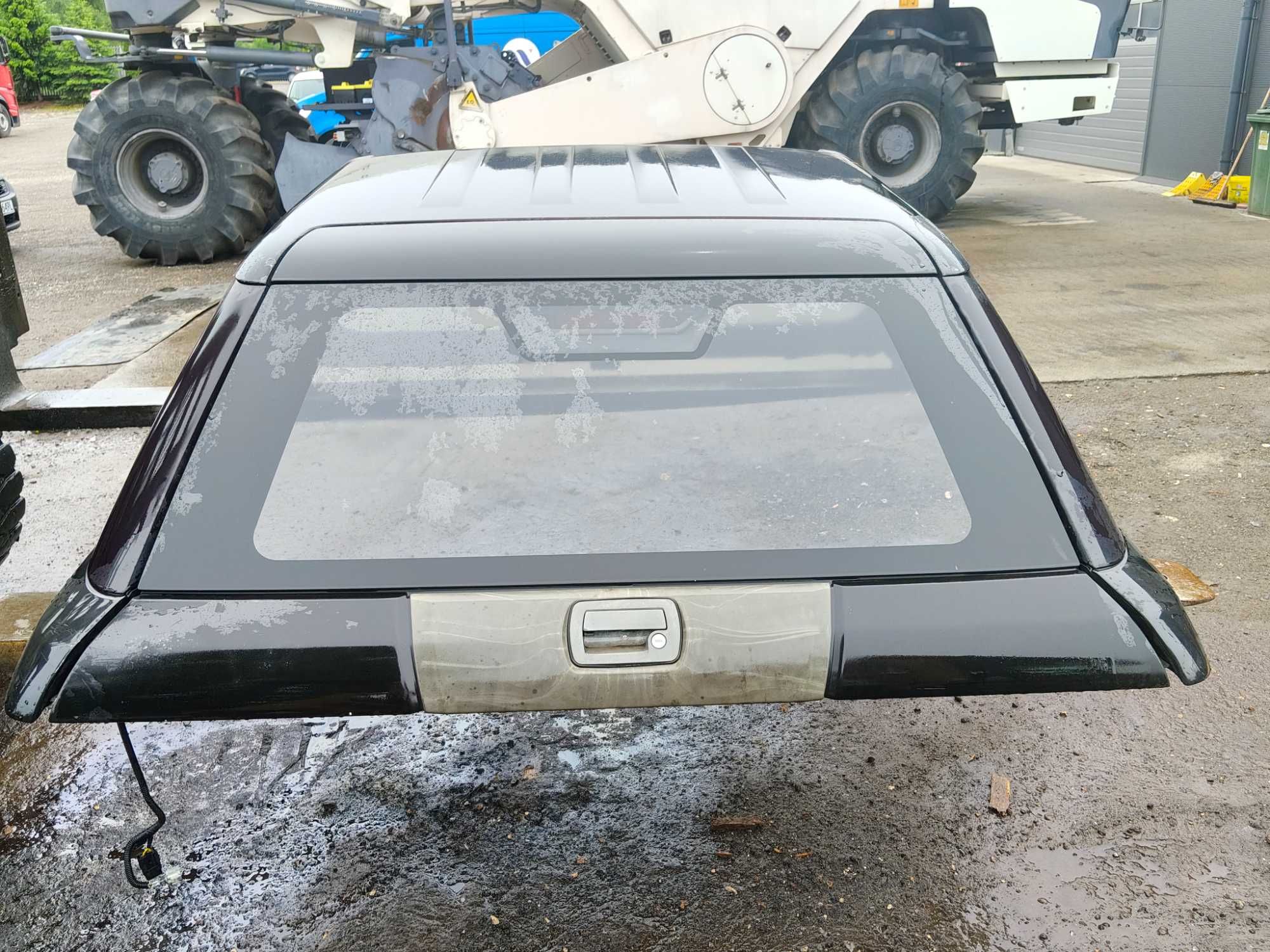 Hardtop Nissan NAVARA III D40